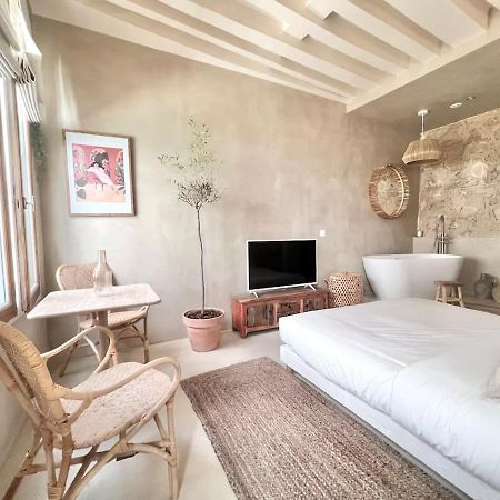 Studio De Charme Pour Un Sejour En Amoureux - 2P - Flat-Guest Parijs Buitenkant foto